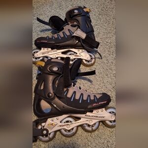 Evo 6.1 Adult Rollerblades & Safety Gear Womens Size 10